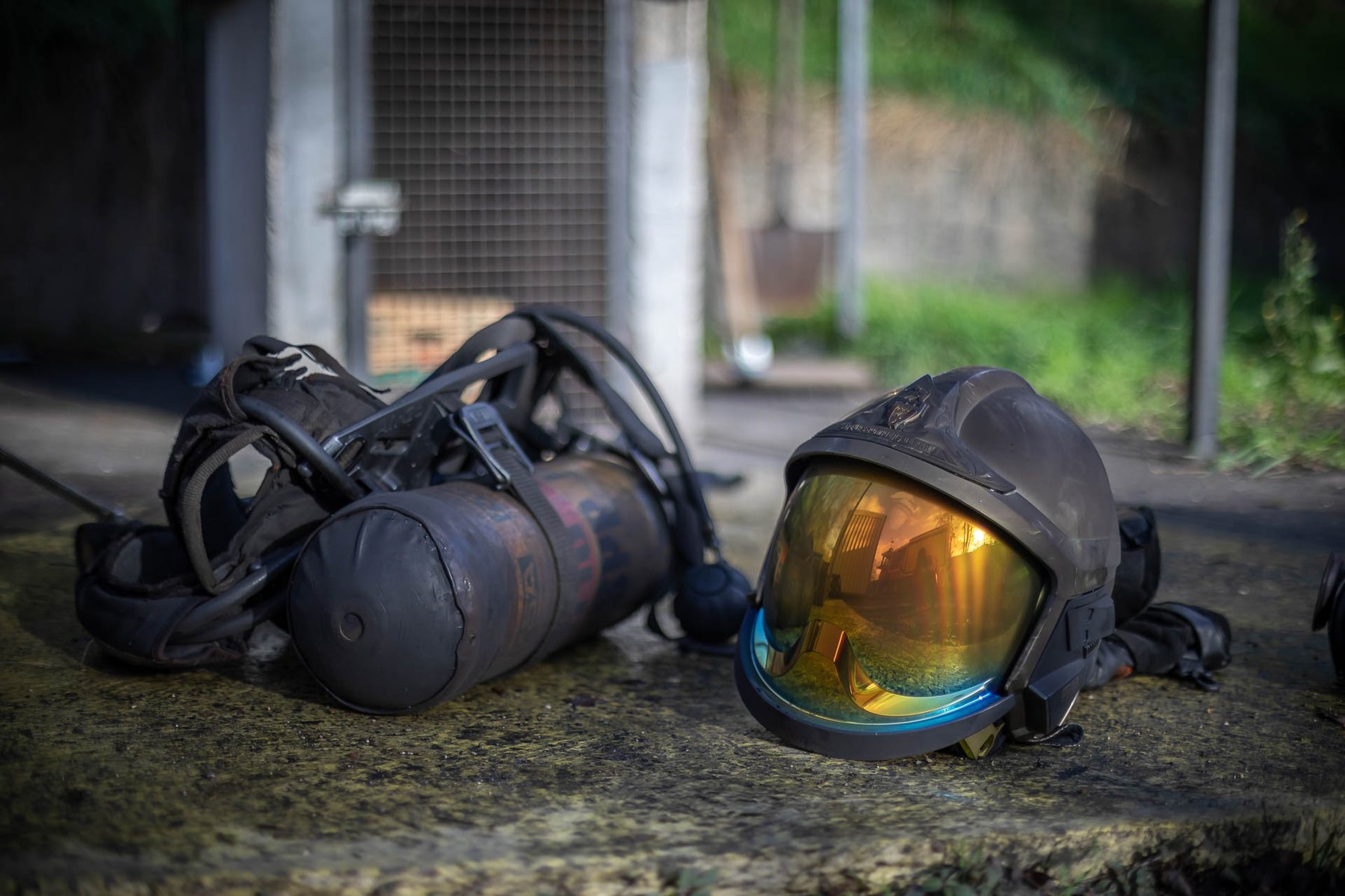 Casque et équipement de sapeurs-pompiers — reportage photo Naos, Sapeurs-Pompiers de Paris à l'entraînement